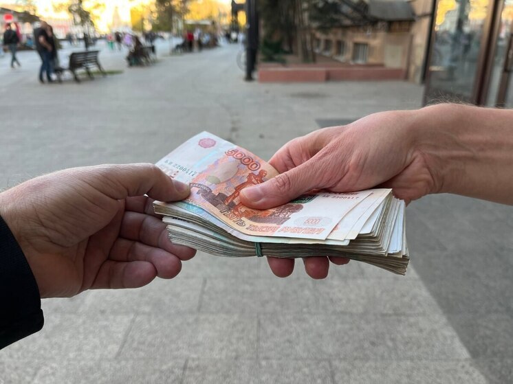 Саратовец проиграл в азартной игре взятые в кредит деньги