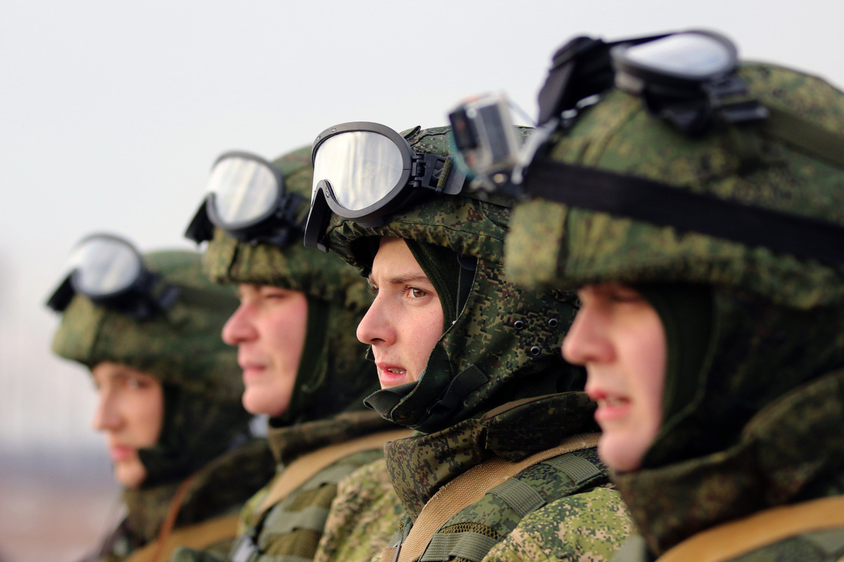 В России расширили список контрактников, получающих компенсацию вместо пенсии