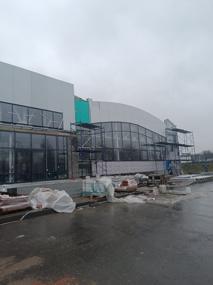 В Коврове достраивают «Физкультурно-оздоровительный центра»