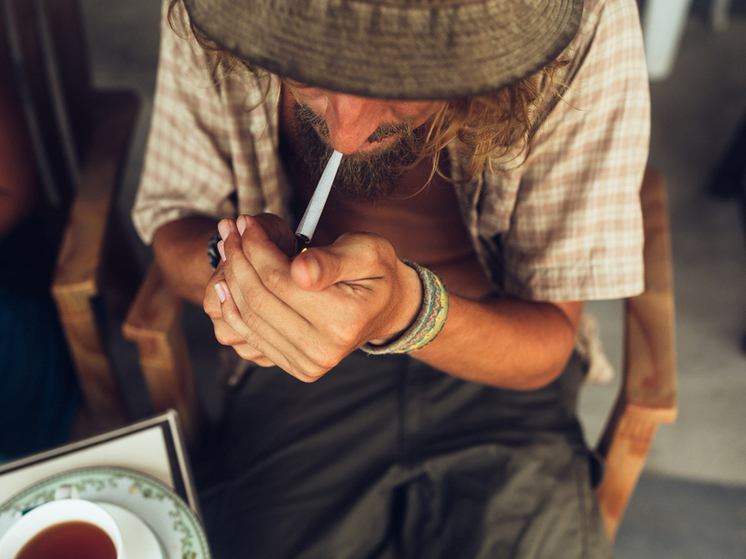 Полицейские обнаружили более 1 кг марихуаны у жителя Вятскополянского района