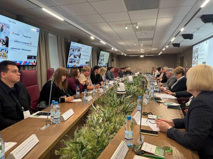 Ленобласть поделилась опытом привлечения молодых специалистов во власть