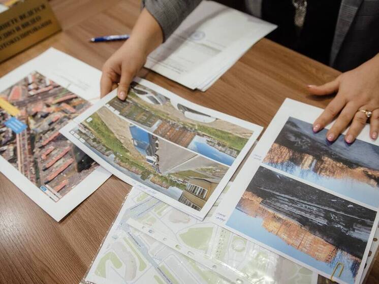 Курские власти вникнут в проблему ограждения дома на Майском бульваре