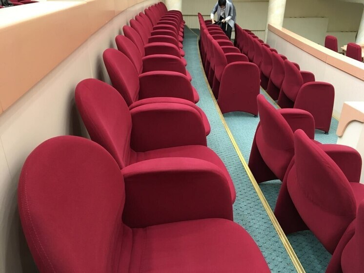 Провинившихся перед законом саратовских чиновников лишат пенсионных доплат