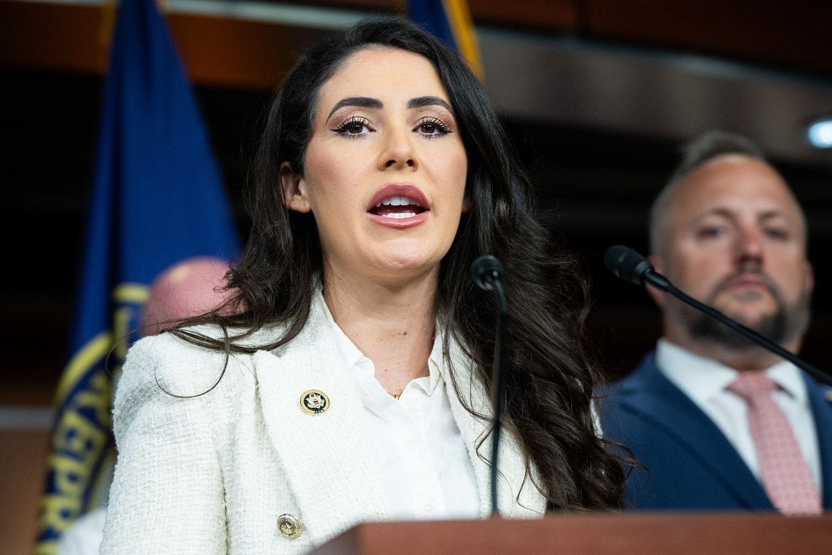 Американская конгрессвумен собралась засудить британскую газету за клевету