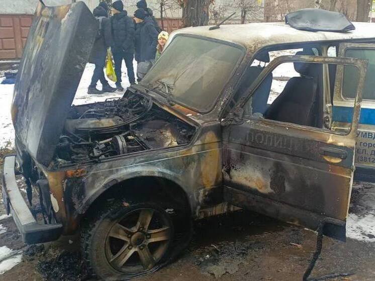 В Омске задержан мужчина, который поджег полицейскую машину