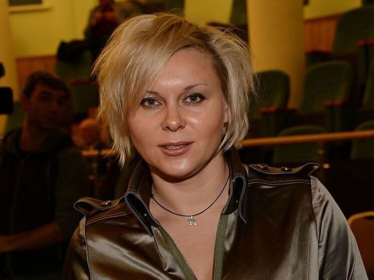 Обвинение просит заочно приговорить актрису Яну Троянову* к девяти годам колонии