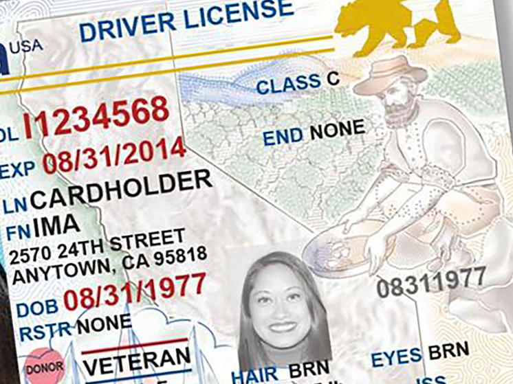 Калифорния решила аннулировать 17 тысяч выданных мигрантам водительских удостоверений