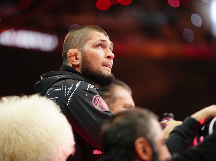 Глава UFC назвал свою версию ухода в отставку российского бойца.