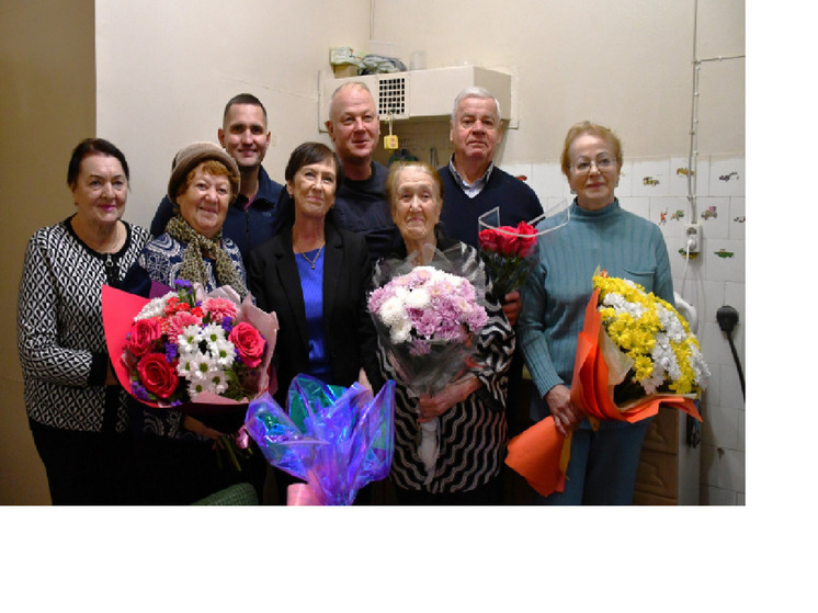 Сортавала чествует заслуженного врача Карелии Светлану Федотову в связи с 90-летием