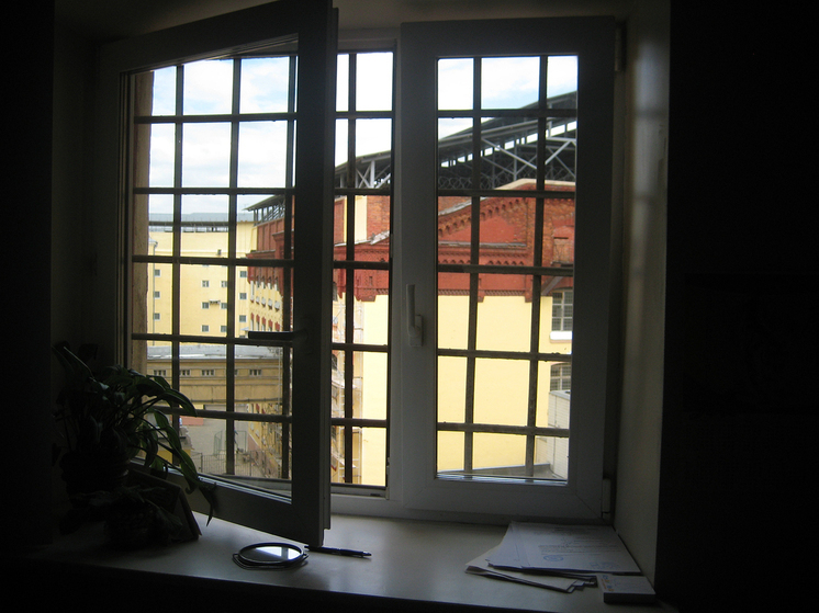 В столичное СИЗО пришла посылка с белым порошком