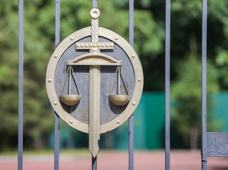 Начальника автоколонны приговорили к 5 годам колонии за падение автобуса в Мойку