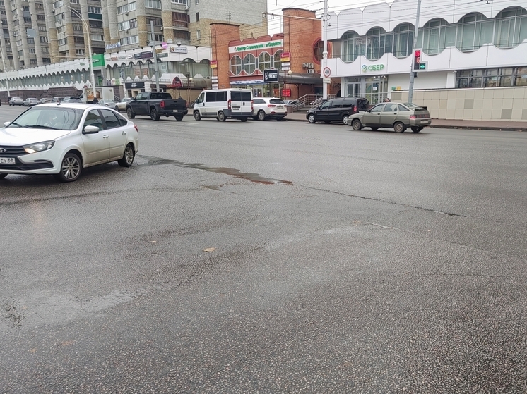 Гарантийный ремонт и тонны макулатуры: в мэрии Тамбова подвели итоги благоустройства и контроля за дорогами