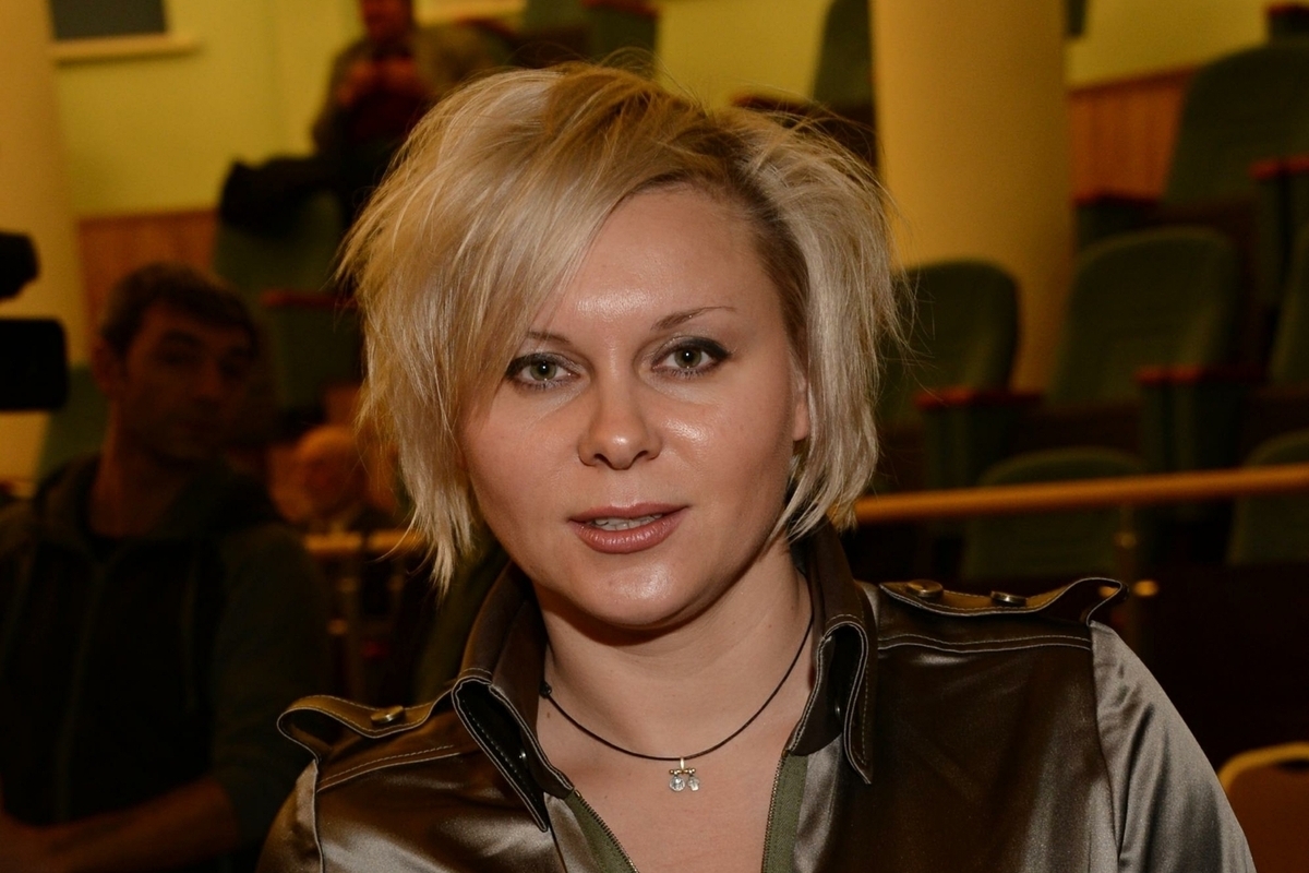 Суд вынес приговор актрисе Яне Трояновой*