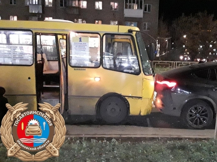 В Иванове пассажирский автобус протаранил внедорожник «БМВ Х6»