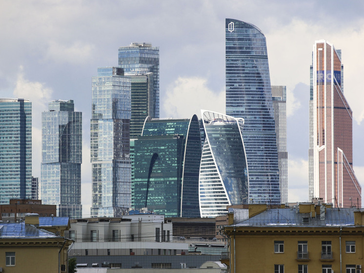 Жителей Москвы предупредили о сильном ветре