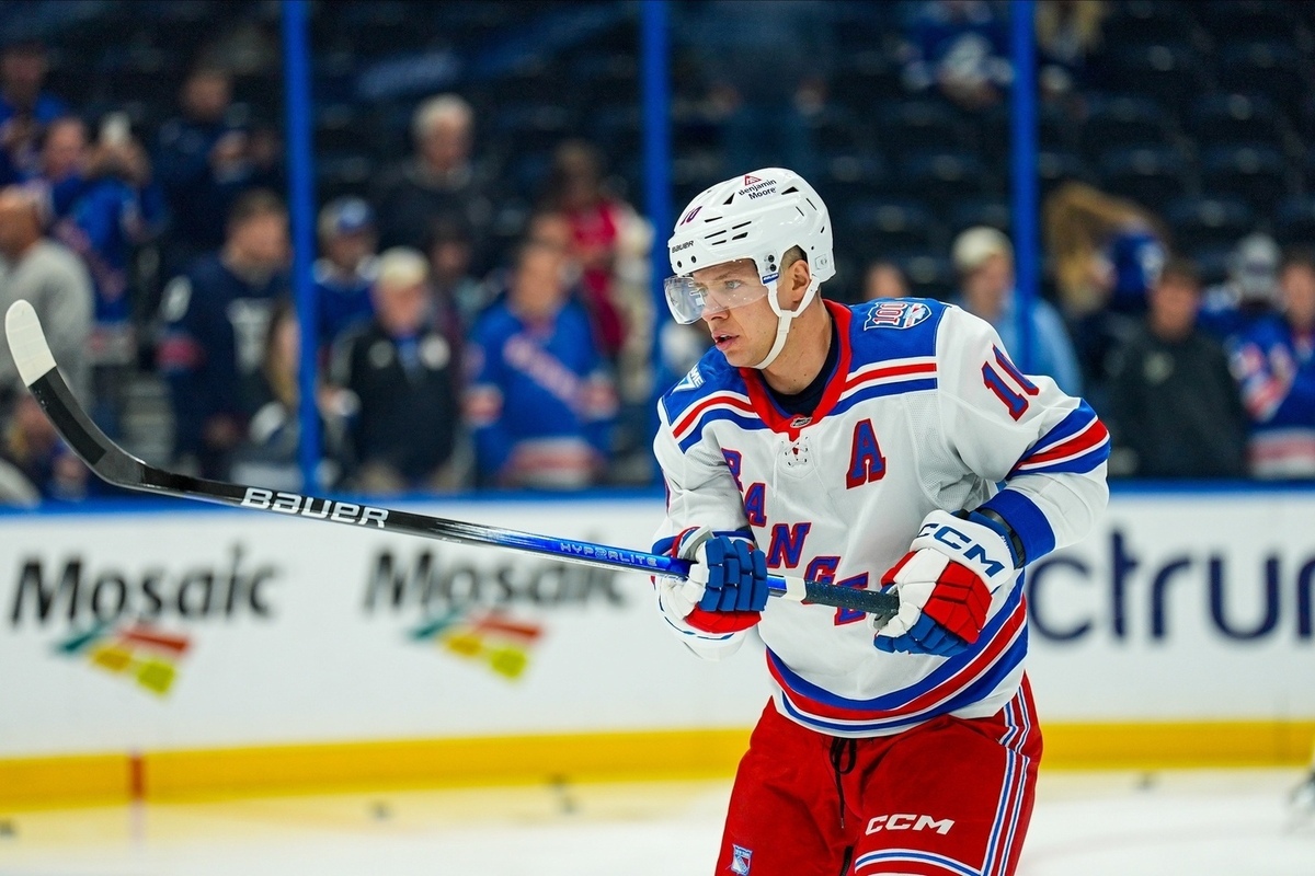 Главной русской звездой прошедшего игрового дня, да и всей последней недели, в Национальной хоккейной лиге, стал нападающий клуба «Нью-Йорк Рейнджерс» Артемий Панарин