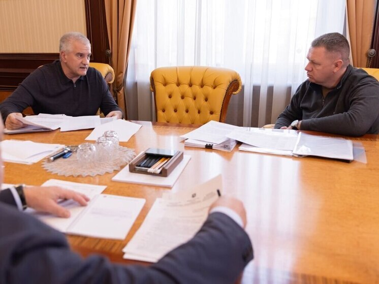 Аксёнов попросил симферопольцев дублировать жалобы на УК главе города