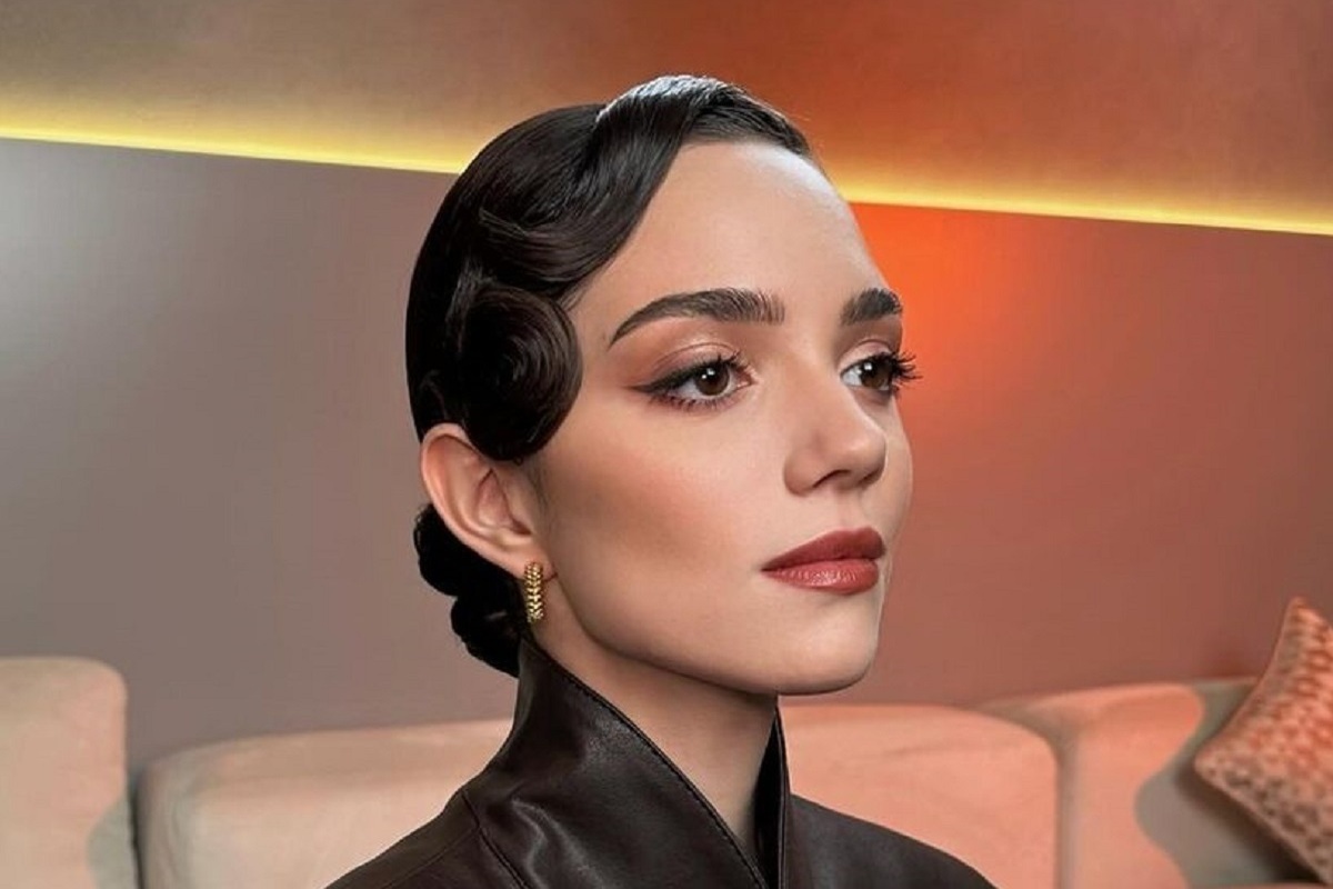 Фигуристка умеет выглядеть элегантно