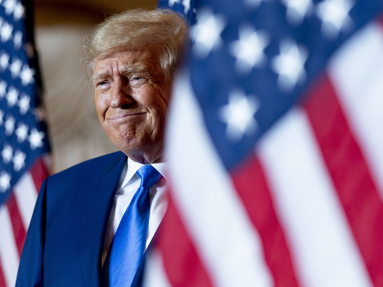 Politico: Эпштейн пытался через Лаврова передать информацию о Трампе