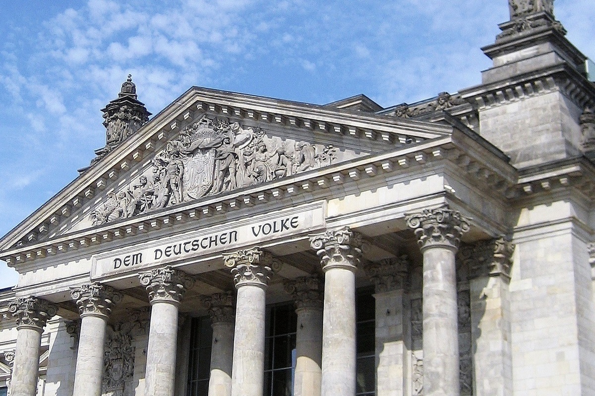 Bild: сокращение пособий по безработице в ФРГ затронет 84 тысячи украинцев