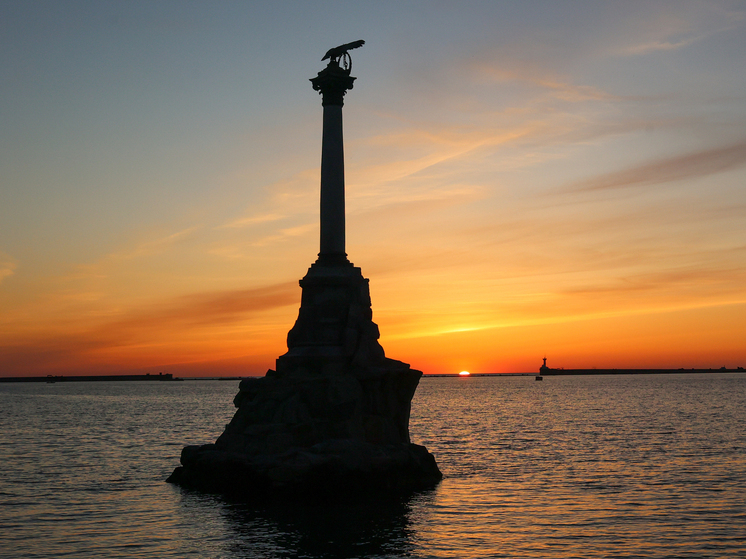 Крючков заявил о начале сильной информационной атаки Украины на Крым