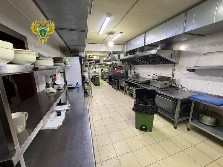 В Махачкале закрыли кафе после отравления 14 человек