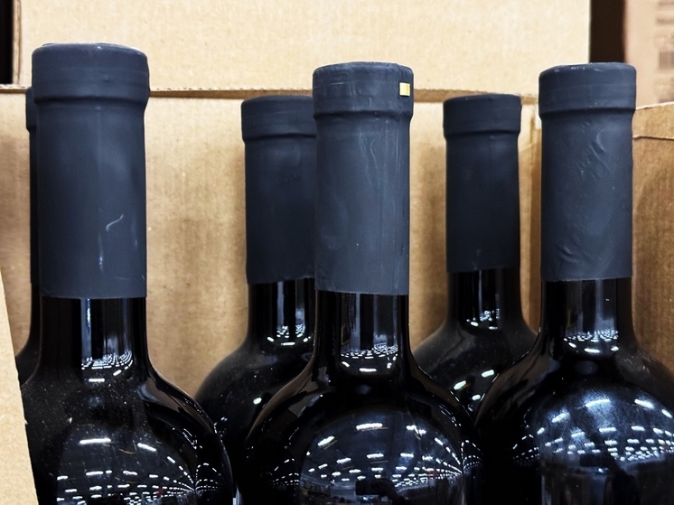 Минцифры РФ планируют эксперимент по продаже алкоголя на маркетплейсах в 2026 году