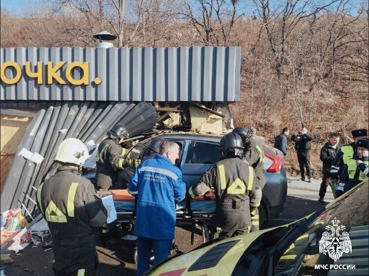 Трагедия во Владивостоке: в результате ДТП на Катерной погибла сотрудница кафе