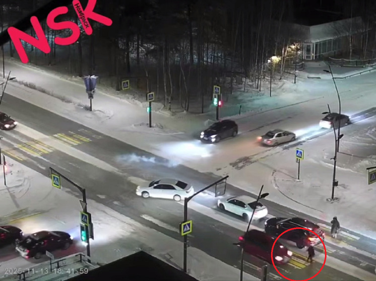 В Ноябрьске на перехожее авто снесло пешехода