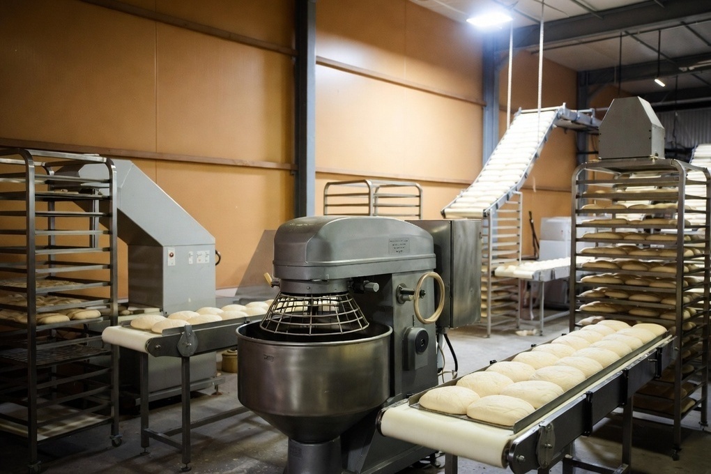 Работницу хлебозавода зажало в оборудовании насмерть