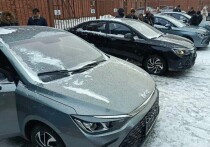 Накануне, 13 ноября, в Барнауле состоялось торжественное вручение автомобилей ветеранам специальной военной операции. Транспорт передали военным, получившим инвалидность в ходе выполнения боевых задач.