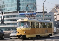 В Екатеринбурге утром 14 ноября трамвай маршрута № 10 сбил девочку