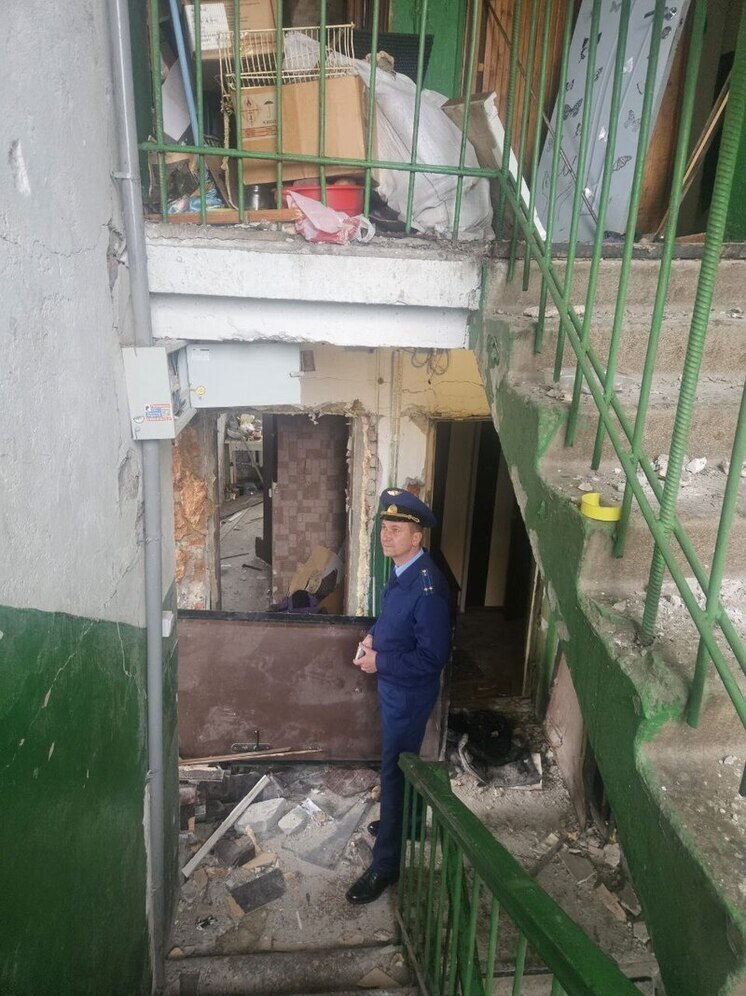 Прокуроры встретились с пострадавшими от взрыва газа в поселке Куркино