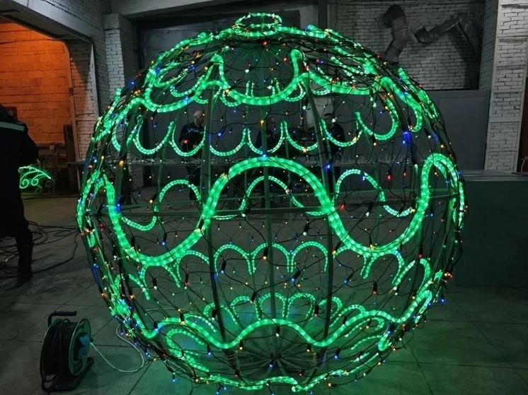 Мэр Томска оценил подготовку новогодней иллюминации