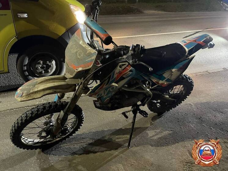 Питбайкер в Тверской области врезался в столб