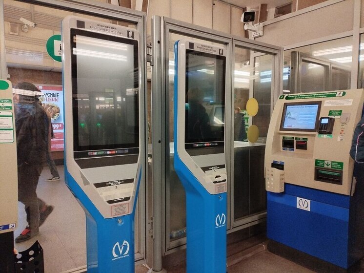 В метро Петербурга до конца года хотят ввести оплату по улыбке