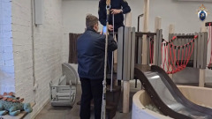 Следователи устроили смотр игрового городка в Челябинске, где пострадали дети. Видео