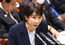 На прошлой неделе японский премьер-министр Санаэ Такаити вызвала переполох после того, как собрала помощников в своем офисе на совещание в 3 часа ночи, чтобы подготовиться к слушаниям в бюджетном комитете.
Премьер–министр Японии Санаэ Такаити заявила, что ей удается спать всего два-четыре часа в сутки, что вызвало обеспокоенность по поводу ее стремления обеспечить лучший баланс между работой и личной жизнью среди уставших сотрудников страны, пишет The Guardian.