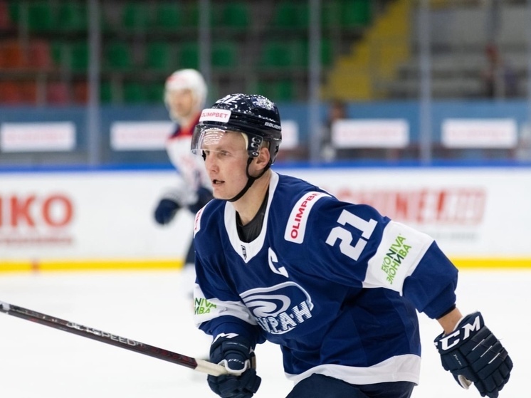 Нападающий Денис Вихарев перешел из воронежского «Бурана» в ХК «Брест»