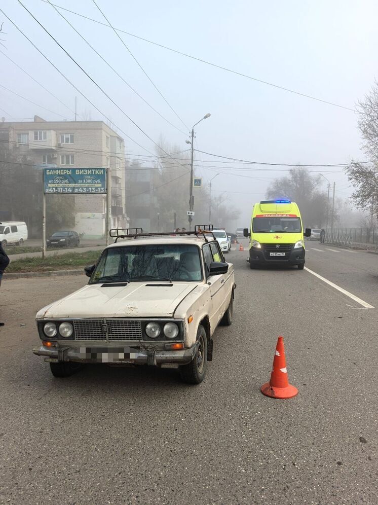 В Астрахани на пешеходном переходе водитель сбил мальчика на самокате