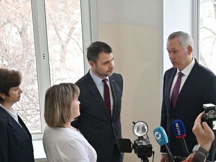 Капитальный ремонт ждет третий этаж детской больницы в Новосибирске