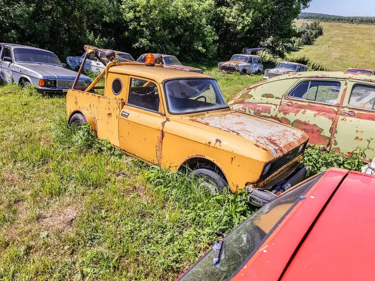 Утеря не грозит: единственный в РФ «Москвич Боливар» передадут на реставрацию