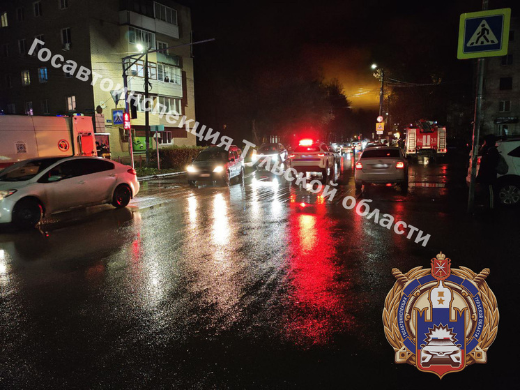 В Щекине водитель Volvo снес пенсионера на пешеходном переходе