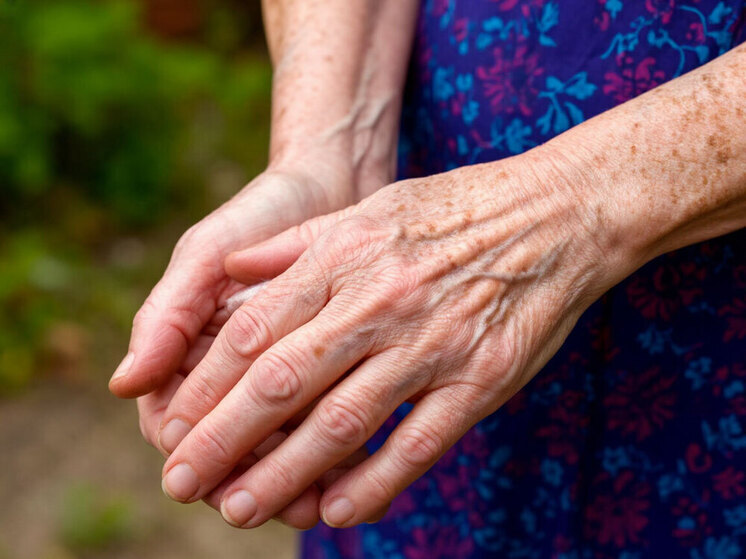 Стало известно, как часто дети платят алименты родителям в Забайкалье