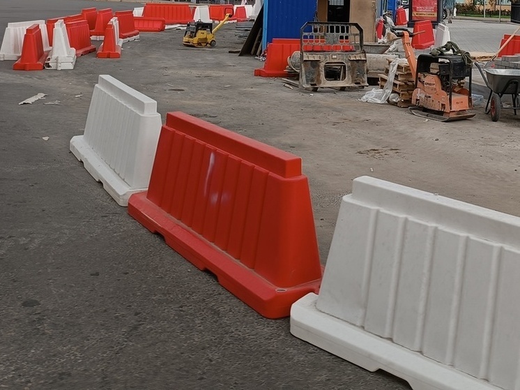 В Старой Руссе Живой мост перекрыли для автомобильного транспорта