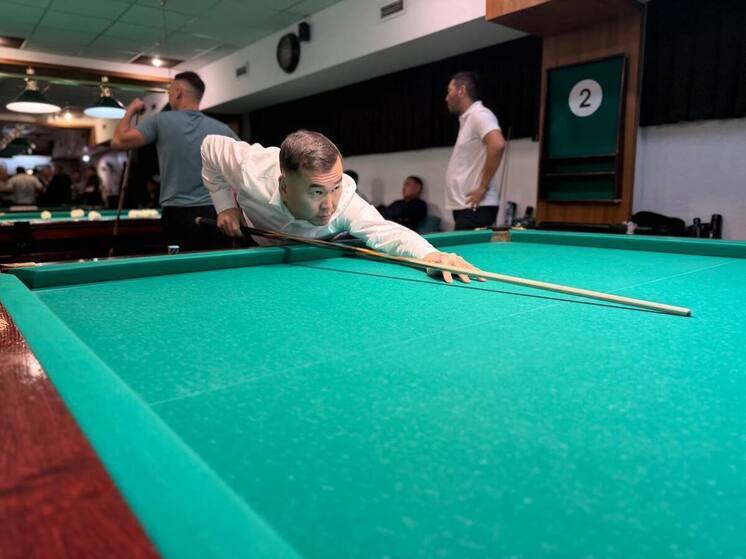 В Улан-Удэ проходит турнир по бильярду