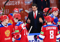 Тренерский штаб нашей ледовой дружины во главе с Романом Ротенбергом назвал окончательный список кандидатов на участие в единственном в году домашнем турнире среди сборных команд, который пройдет в Новосибирске с 9 по 14 декабря