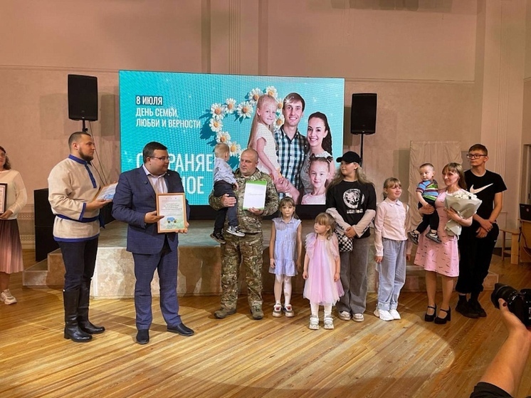 Многодетная семья из Архангельска приобрела жильё и автомобиль благодаря господдержке