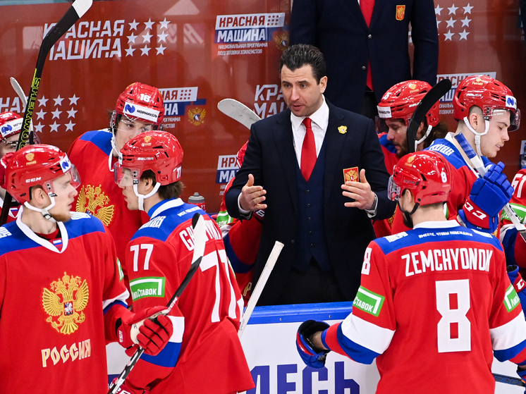 Тренерский штаб нашей ледовой дружины во главе с Романом Ротенбергом назвал окончательный список кандидатов на участие в единственном в году домашнем турнире среди сборных команд, который пройдет в Новосибирске с 9 по 14 декабря