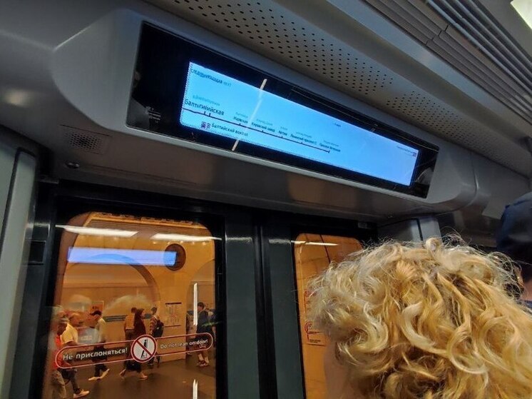 Принудительную вентиляцию введут в поезда метро Петербурга